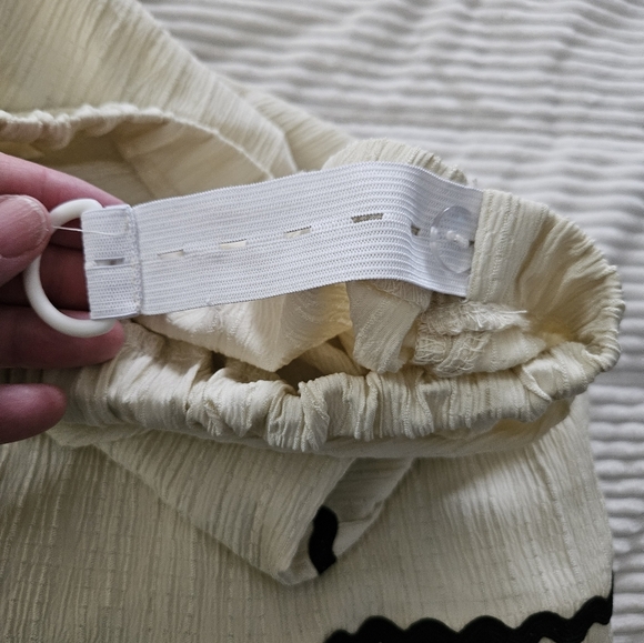 SHEIN Cream with Black Trim Skirt Set. Size XL - Picture 8 of 8